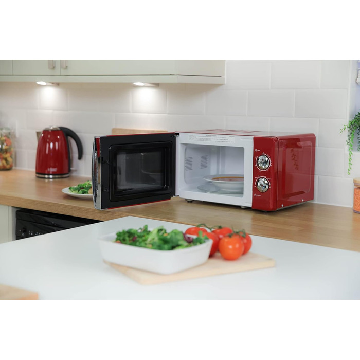 Мікрохвильова піч 17 л, 700 Вт, червоний RHMM701R Russell Hobbs