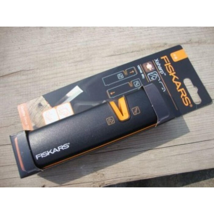 Точило для сокир та ножів Fiskars Xsharp (1000601)