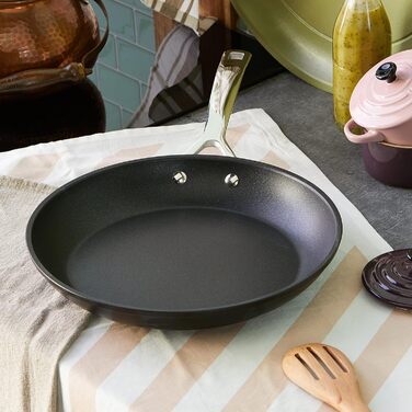 Сковорода 28 см Toughened Non-Stick Le Creuset
