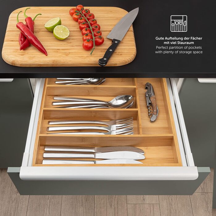 Бамбуковий лоток для столових приборів Blumtal - Регульована перегородка для шухляд для кухні - Органайзер для столових приборів з 7-9 відділеннями - Висувна шухляда для кухонних шухляд - Великий, гнучкий органайзер для столових приборів - 7-9 відділень (