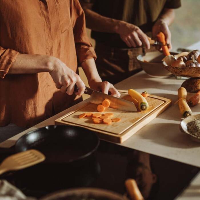 Ніж Santoku Fiskars Folken FSC 16 см (1075694)