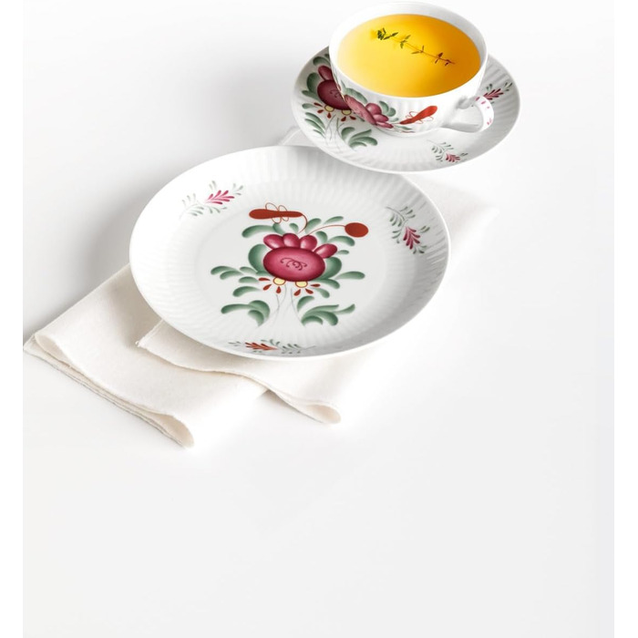 Чайний сервіз на 6 персон, 18 предметів, маленький Amina Ostfriesenrose Seltmann Weiden