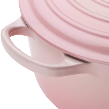 Кастрюля круглая 4,2 л розовая Shell Pink Le Creuset