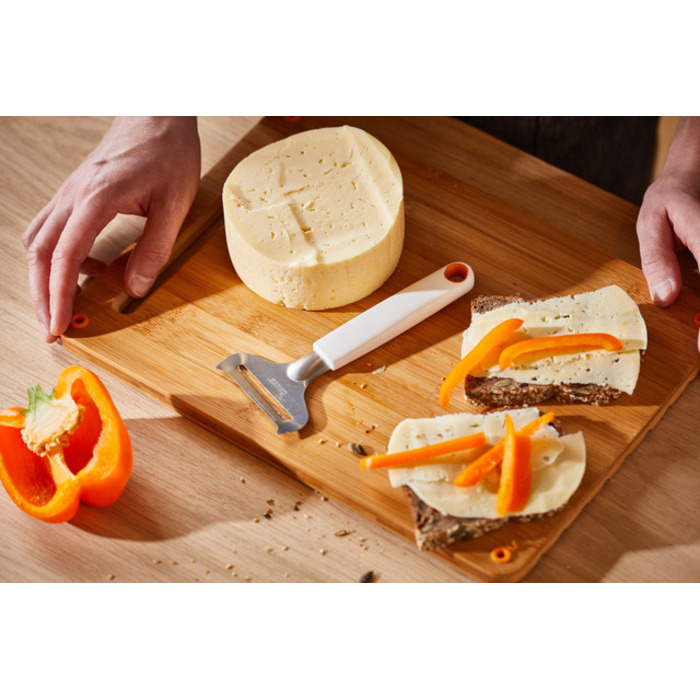 Нож-слайсер Fiskars Functional Form для мягкого сыра (1016128)