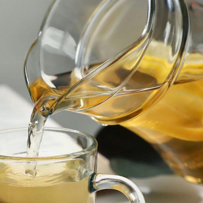 Скляний глечик для води з носиком та зручною ручкою 1,5 л KADAX