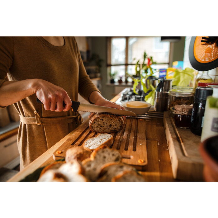Нож для хлеба Fiskars Functional Form (1057538)