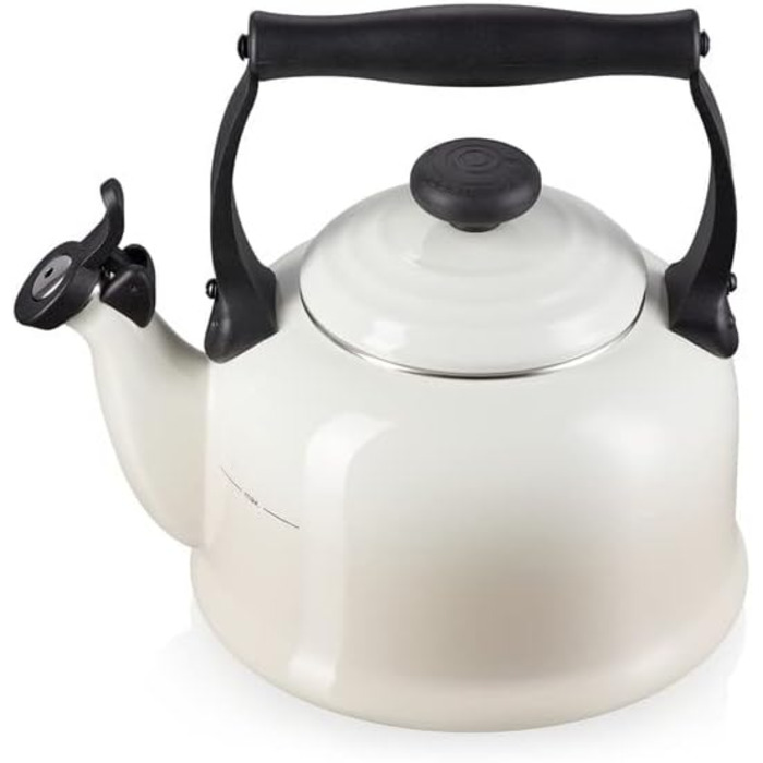 Чайник 2,1 л Tradition колір безе Meringue Le Creuset