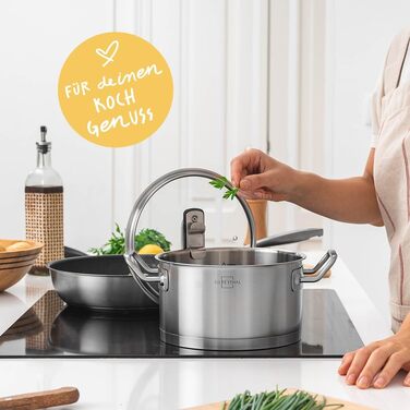 Набір каструль з нержавіючої сталі зі скляними кришками, 3 предмети Silberthal