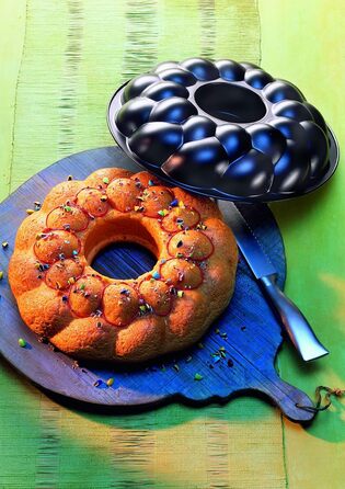 Форма для плетеной пасхальной выпечки калачей 32 см, черная Kaiser