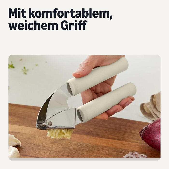 Пресс для чеснока с мягкой ручкой Amazon Basics