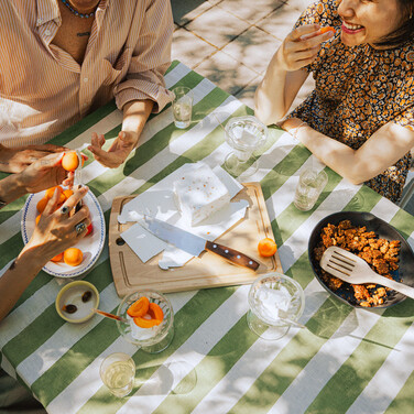 Сковорода чавунна Fiskars Folken 24 см (1075700)