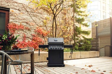 Газовый гриль Napoleon Phantom Rogue SE 425, c задней и боковой Sizzle Zone конфорками, черный мат RSE425RSIBPK-1-PHM Код: 011760