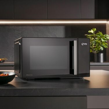 Мікрохвильова піч Hisense H20MOBP1HI / 700 Вт / InverterTech / Керамічне покриття / Преміальне скло / Виготовлена на замовлення, багатофазне приготування / Функція розморожування / 5 рівнів потужності / Блокування від дітей / Чорна (23 л, цифрове керуванн