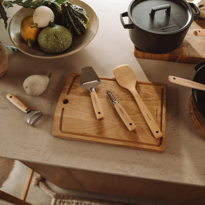 Нож-слайсер для сыра Fiskars Folken (1075681)