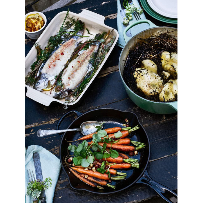 Сковорода чавунна 23 см, чорна Le Creuset