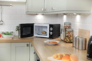 Мікрохвильова піч 17 л, 700 Вт, чорний RHMM701B Russell Hobbs