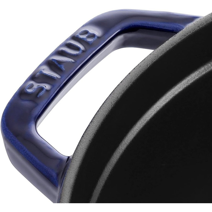 Чавунна каструля/кокотниця STAUB, кругла, 8,35 л, функція Ароматичний дощ для оптимального зволоження, для всіх типів варильних поверхонь, включаючи індукційні та духові шафи, (темно-синя, 26 см)