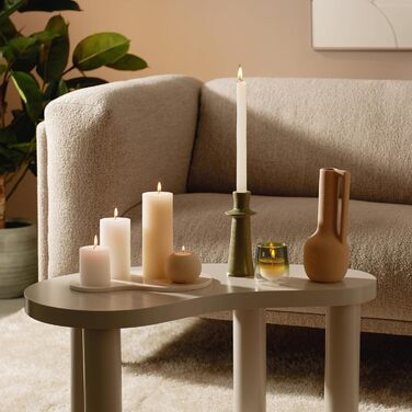 Свічки Bolsius Rustic Pillar Candles - Оливково-зелені - Набір з 4 шт. - Декоративні побутові свічки - Час горіння 60 годин - Без запаху - Натуральний рослинний віск - Без пальмової олії - Оливково-зелені (13 x 7 см, колір слонової кістки)