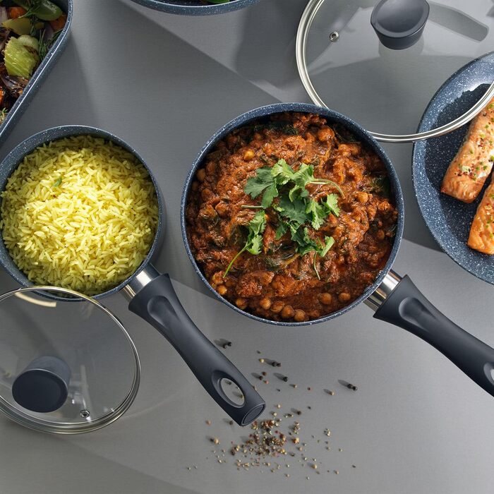 Каструля Russell Hobbs RH00845EU з антипригарним покриттям - 18 см/2 л з кришкою із загартованого скла, індукційна каструля, каструля для овочів/супу з бакелітовою ручкою та термостійким зовнішнім покриттям, камінь Nightfall (2,6 літра)