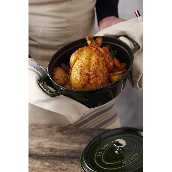Чавунна жаровня/кокотниця STAUB, овальна 6,7 л, (31 см, базилік/зелений)