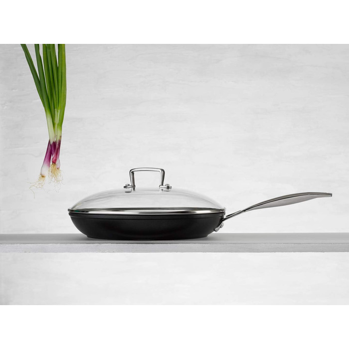 Сковорода 28 см Toughened Non-Stick Le Creuset
