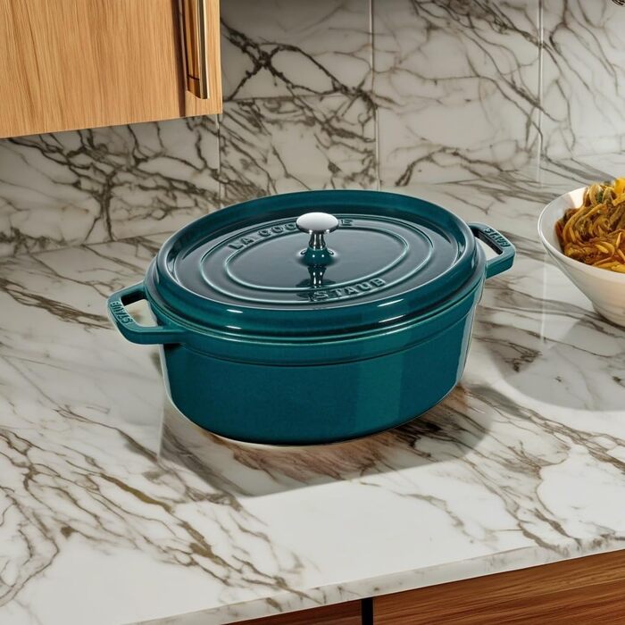 Чавунна жаровня/кокот STAUB, овальна 6,7 л, (33 см, La Mer)