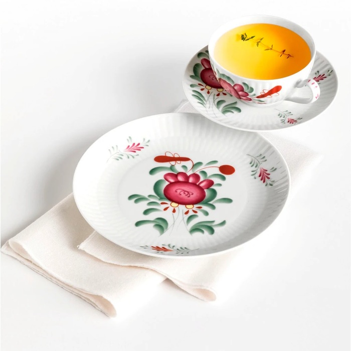 Колекція Amina Ostfriesenrose від Seltmann Weiden