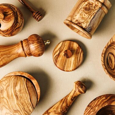 Обробна дошка з оливкового дерева 40 х 21 см das Olivenholzbrett